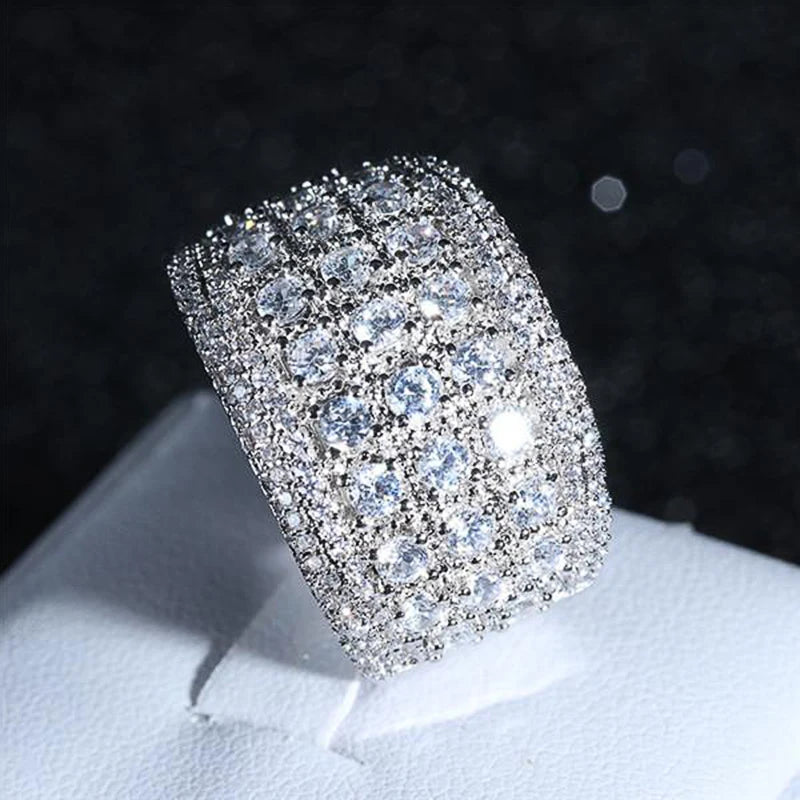Huitan Full Brilliant Cubic Zirconia Gorgeous Wedding Band for Women