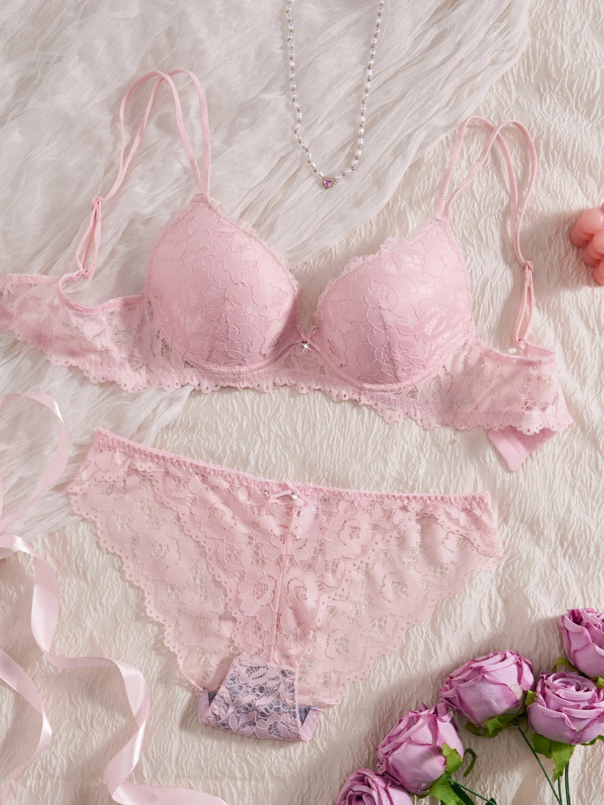 Women's Floral Lace Push-Up Bra & Low-Waist Panty Set