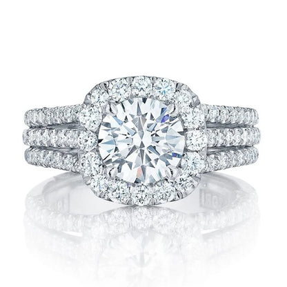 Huitan Trendy Brilliant Cubic Zirconia Engagement Ring