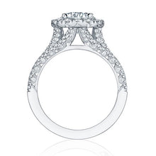Huitan Trendy Brilliant Cubic Zirconia Engagement Ring
