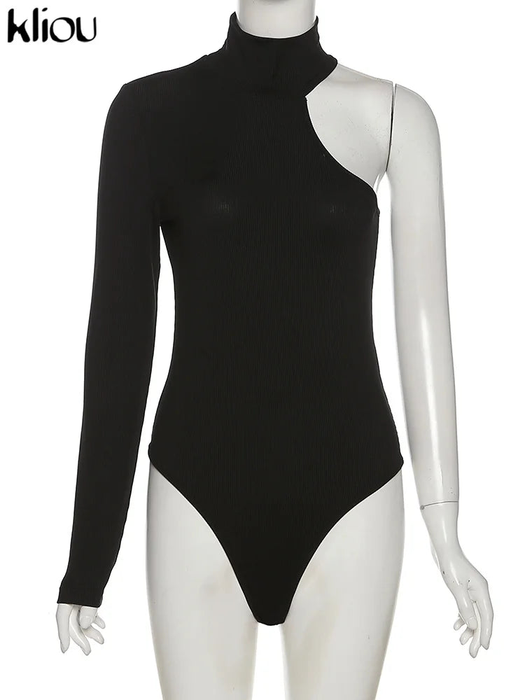 Kliou Women's Solid Knitted One-Shoulder Turtleneck Bodysuit