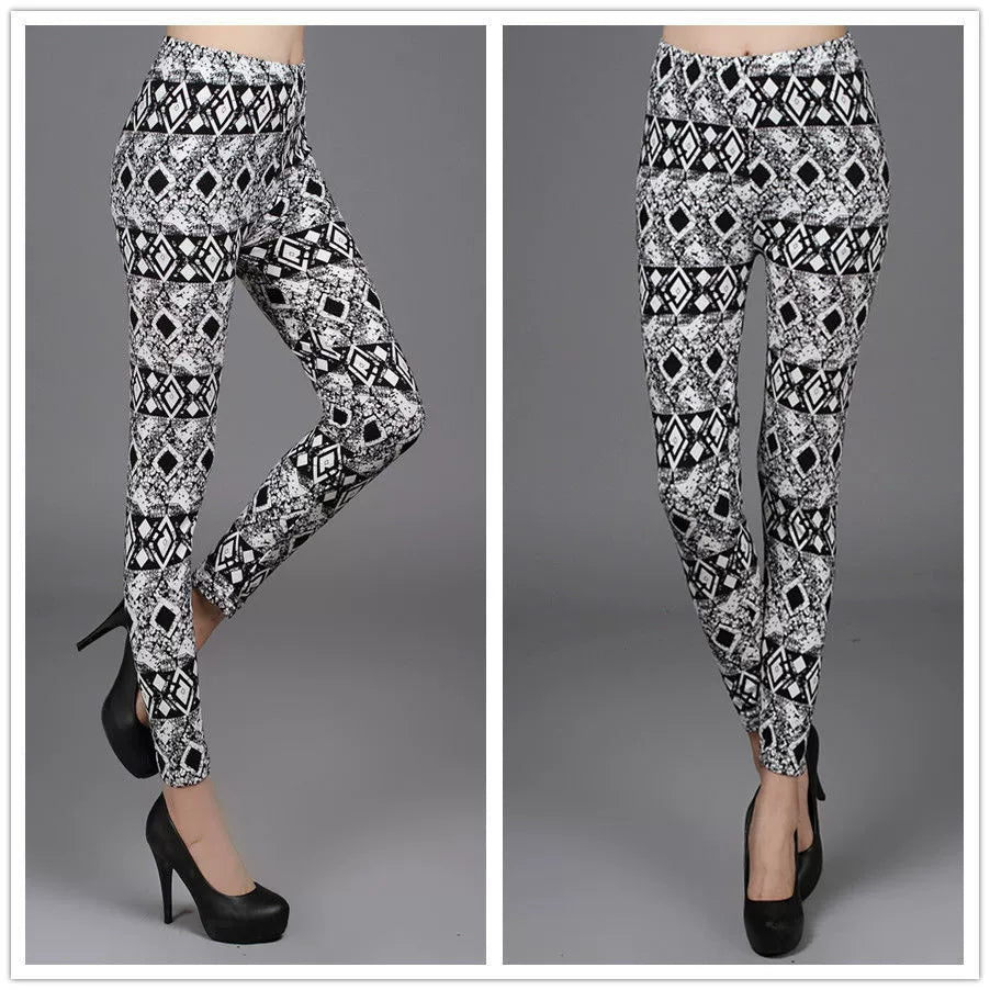 Black and White Rhombus Print Leggings
