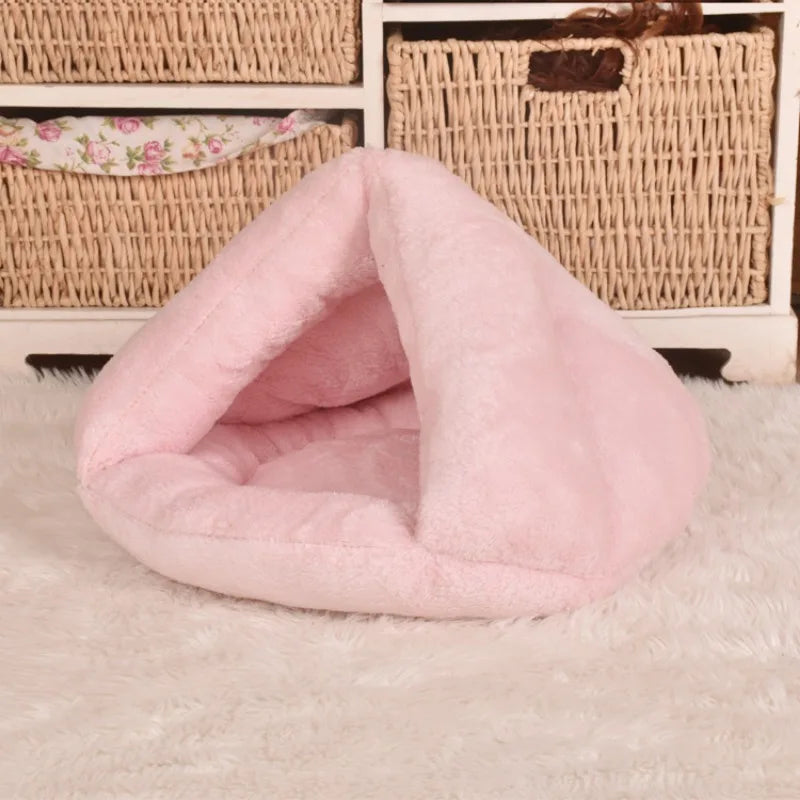 Triangle Shaped Warm Pet Bed