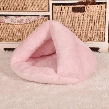 Triangle Shaped Warm Pet Bed