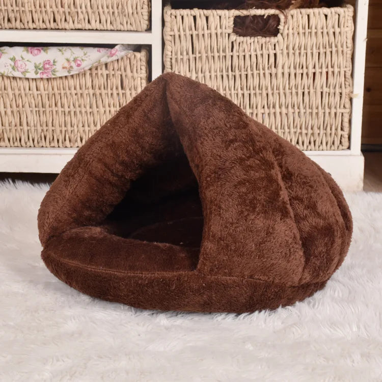 Triangle Shaped Warm Pet Bed