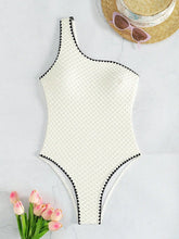 2-Piece Strapless Swimsuit