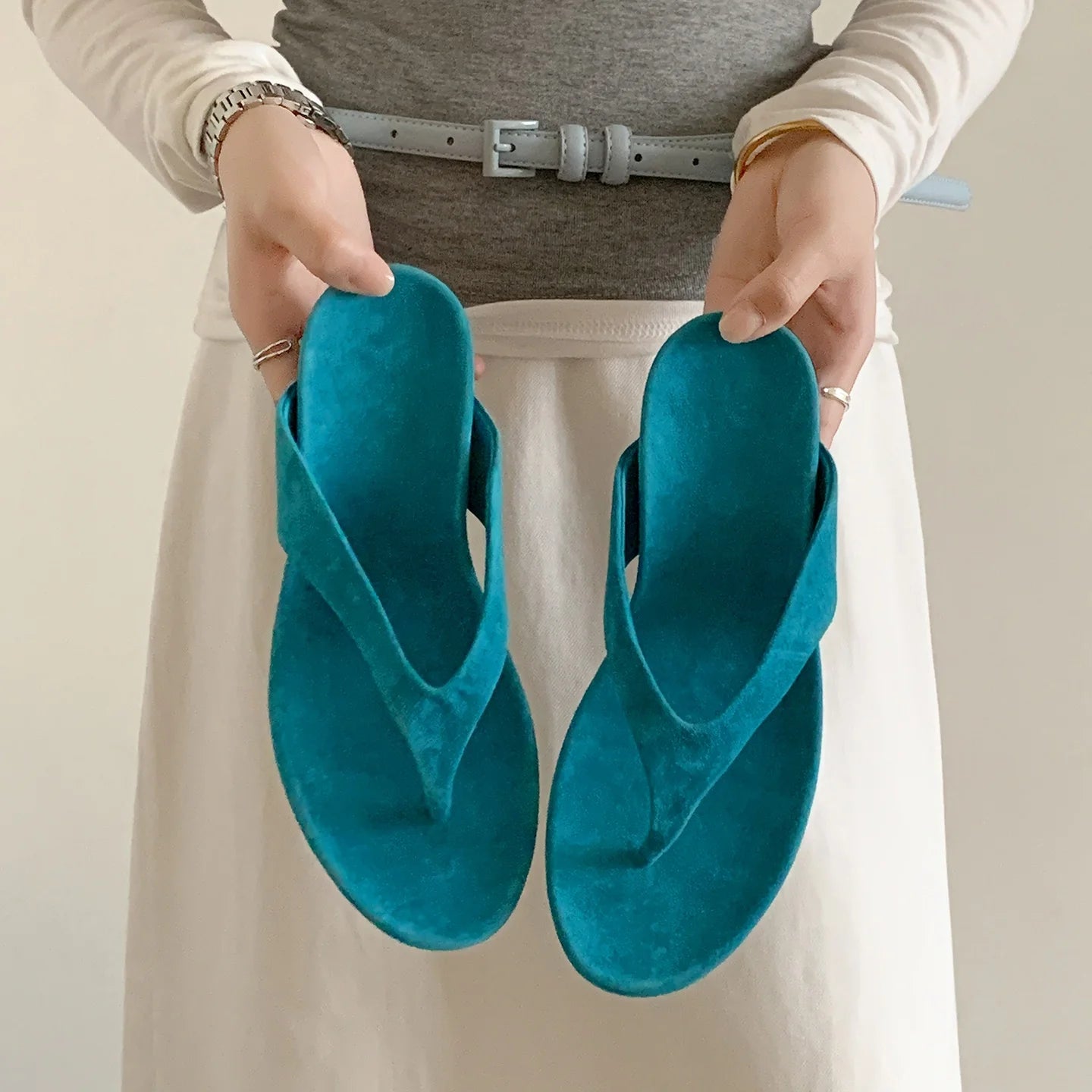 Women's Genuine Sheepskin Suede T-Strap Flat Flip Flop Sandals