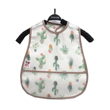 Cartoon Pattern Waterproof Feeding Bibs