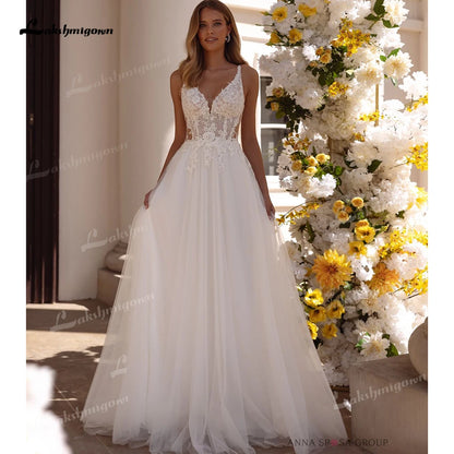 Romantic Tulle A-Line Lace Spaghetti Strap Wedding Dress
