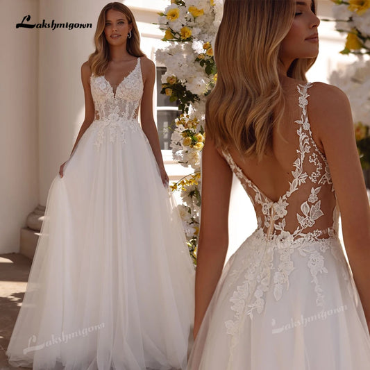 Romantic Tulle A-Line Lace Spaghetti Strap Wedding Dress
