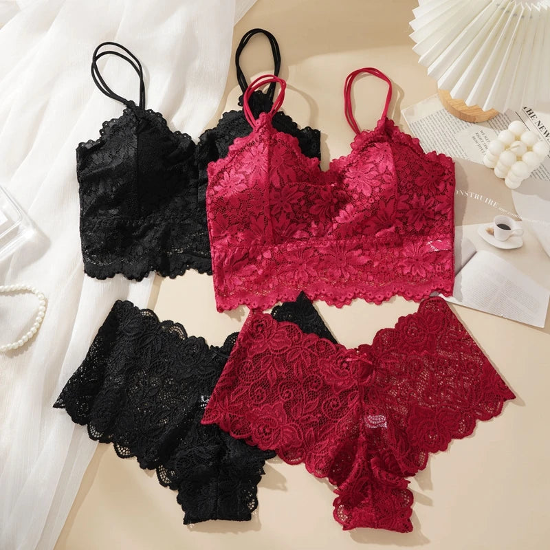 Women’s Floral Lace Wireless Bralette & Panty Set