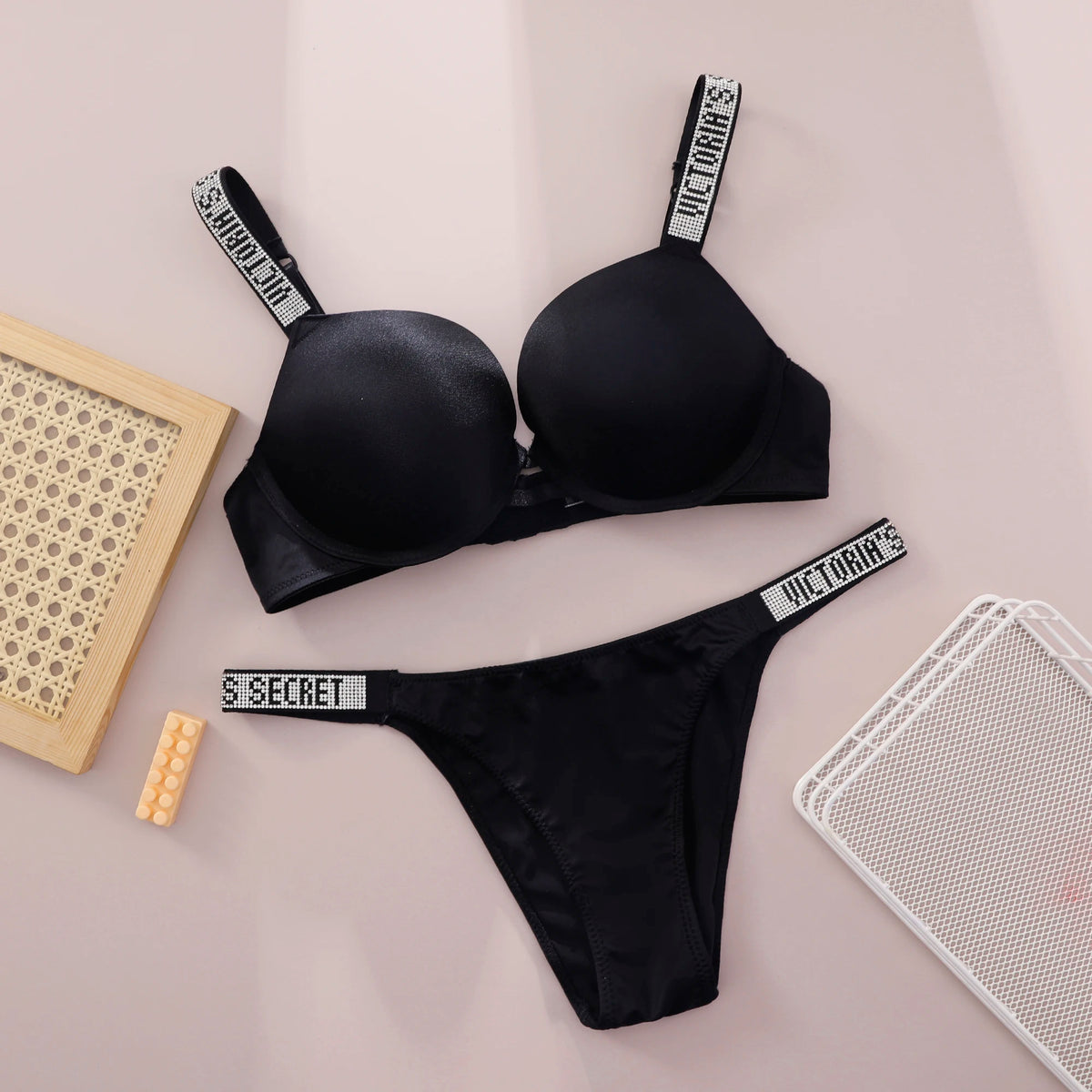 Women's Seamless Lace Push-Up Bra & Panty Lingerie Set