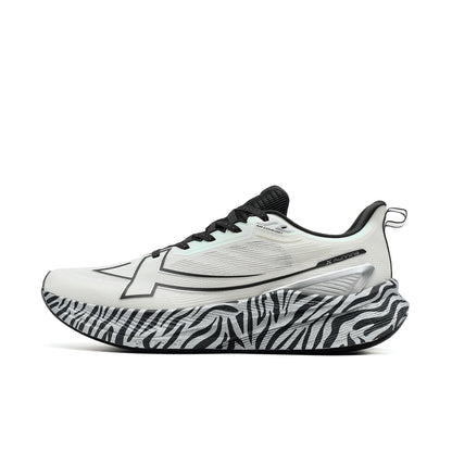 Cushioning Wear-Resistant Lightweight Sneakers
