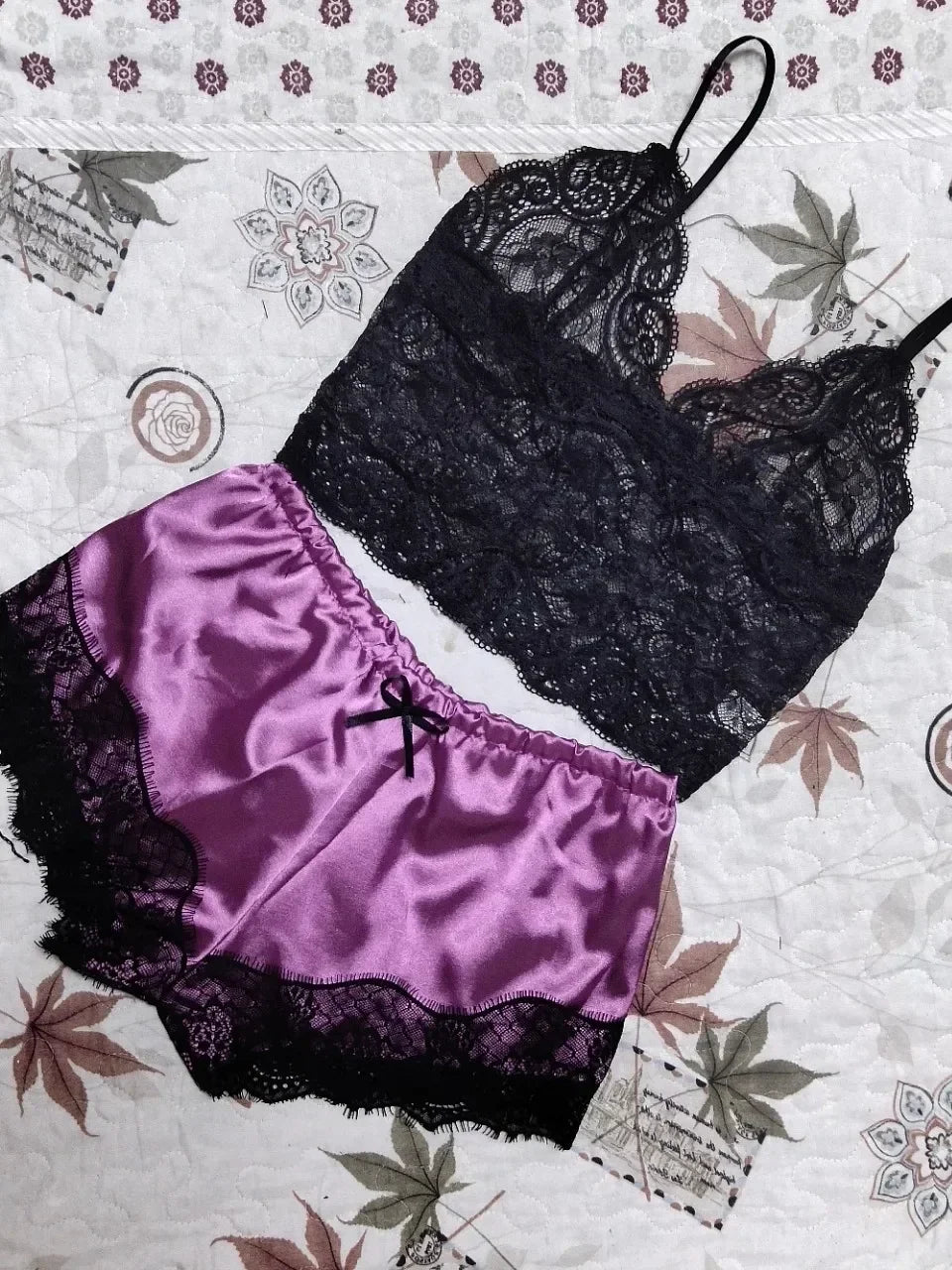 Women's 2-Piece Lace & Satin Pajama Set