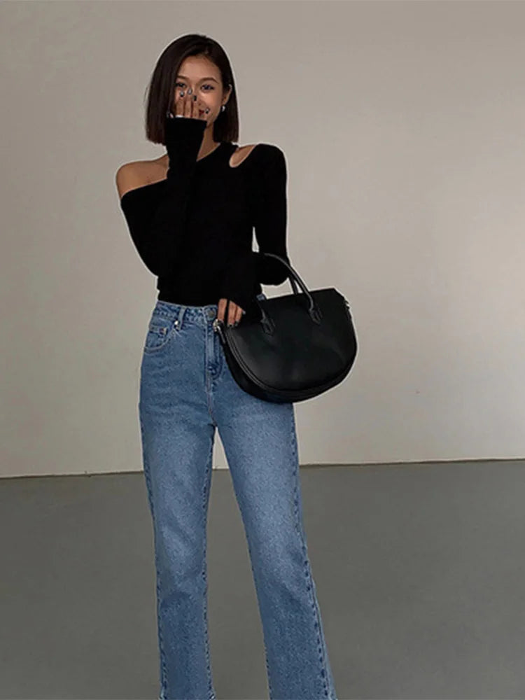 Women's Skew Collar Off-Shoulder Crop Top