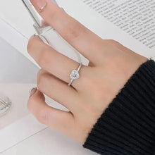 Huitan Heart-shaped Cluster Ring 925 Sterling Silver Sparkling Cubic Zirconia