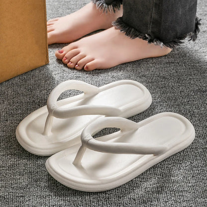 Women's Lightweight Non-Slip Thick Sole Beach & Bathroom Slides