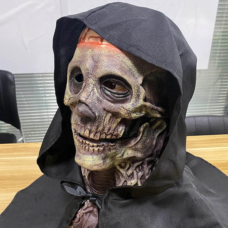 Creepy Brains Skeleton Mask – Bloody Zombie Skull Halloween Helmet