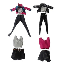 Holiday Surprise Gift Pack Doll Set