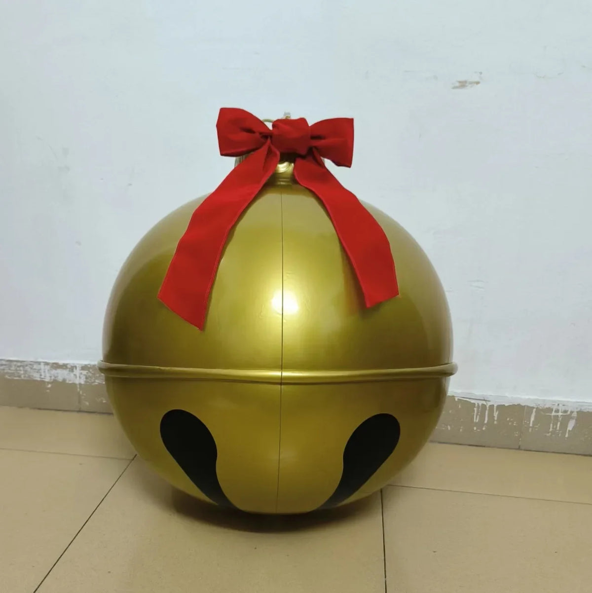 60CM Giant Outdoor Inflatable Christmas Ball Ornament