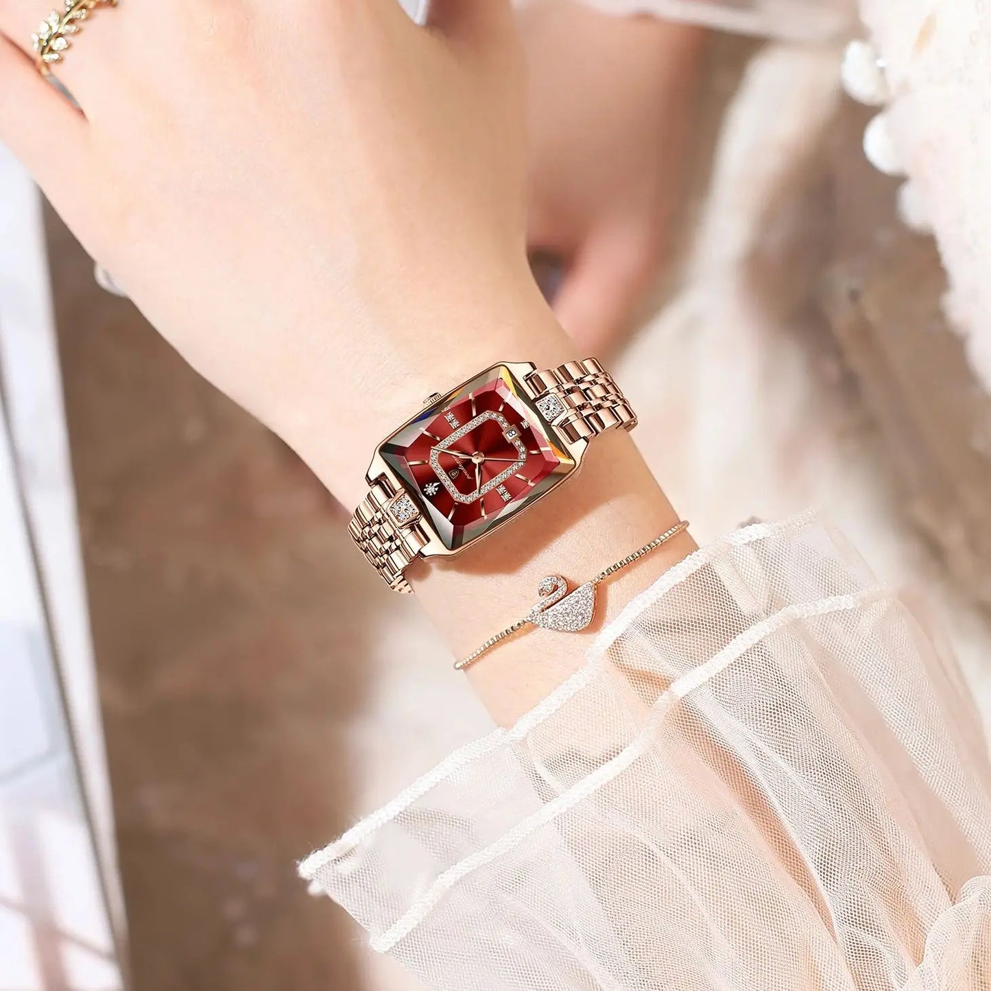 POEDAGAR Elegant Waterproof Women's Wristwatch