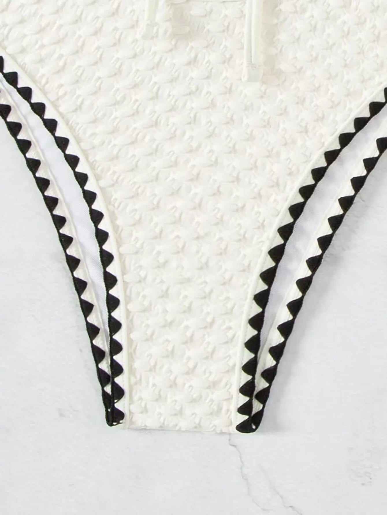 2-Piece Strapless Swimsuit