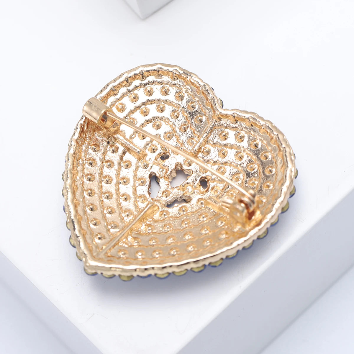 Valentine's Day Romantic Rhinestone Heart Brooches