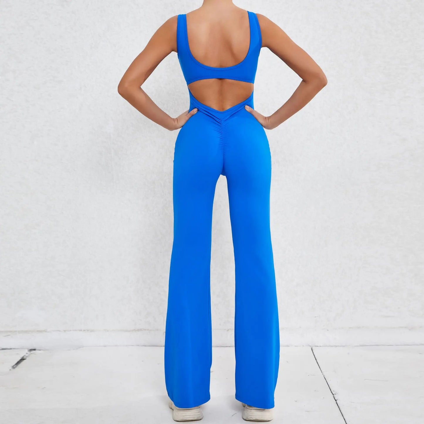 Seamless Backless Scrunch Fitness Flared Leg Jumpsuit