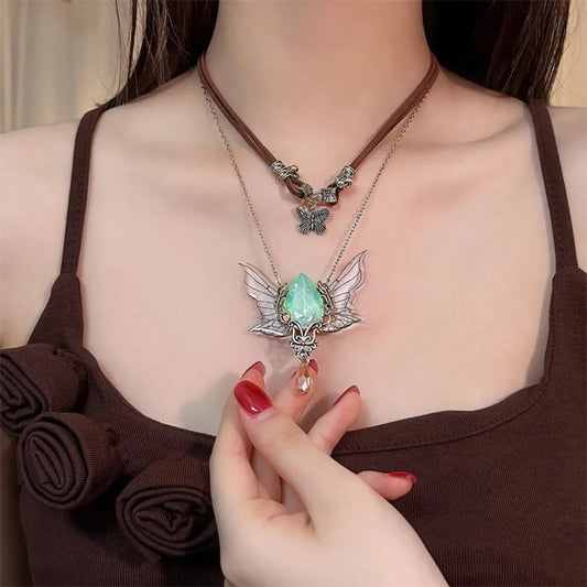 Rhinestone Wing Crystal Pendant Neclace