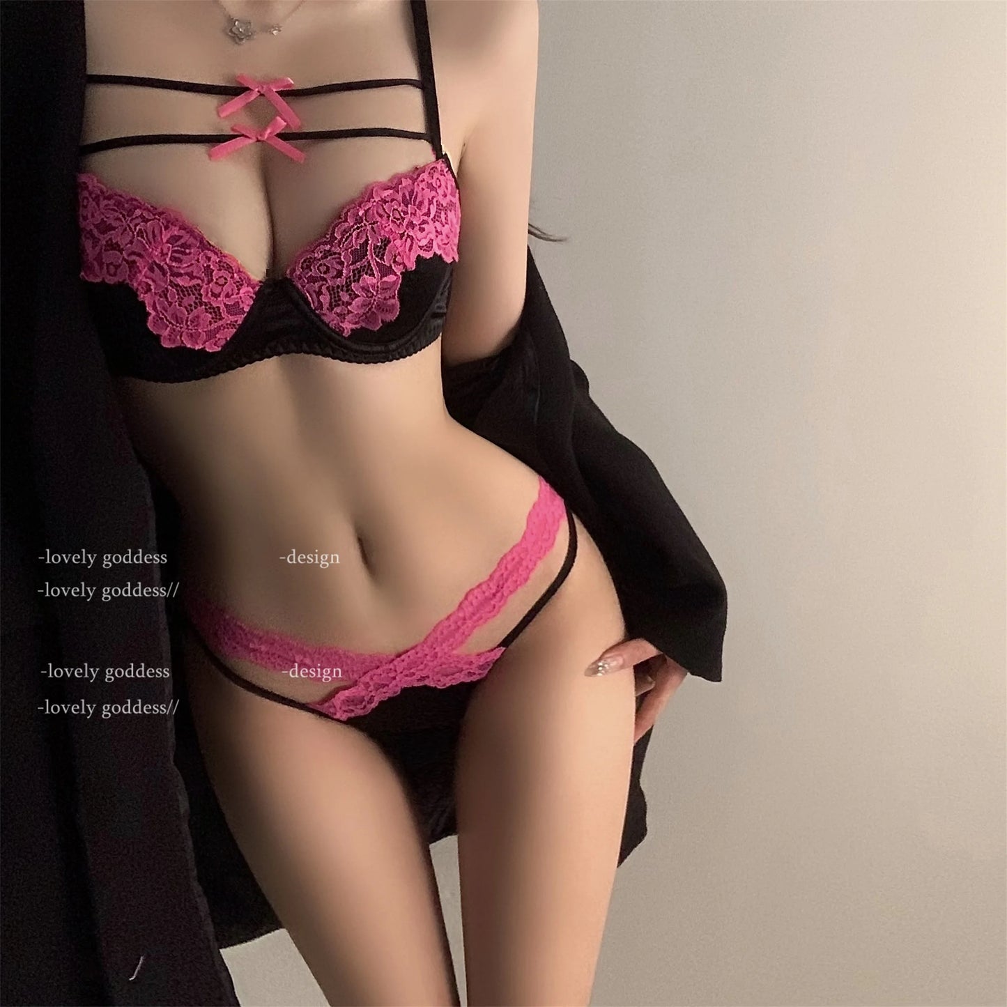 YUQI Push-Up Lace Bra Set with Bow Detail