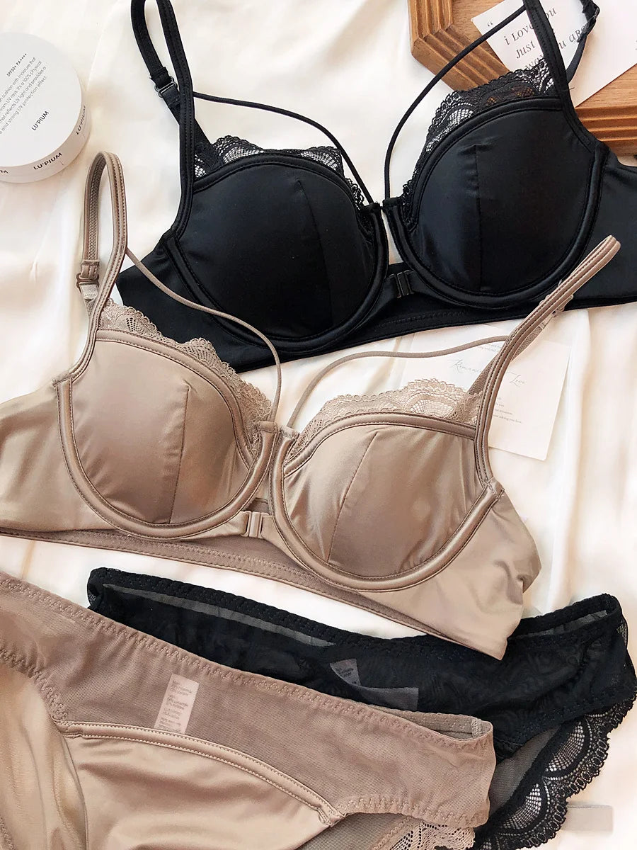 Women's Delicate Floral Lace Unlined Push-Up Bra Set