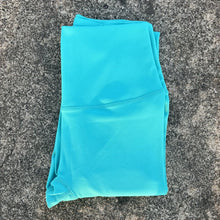 Solid Color High Waist Leggings with Pocket