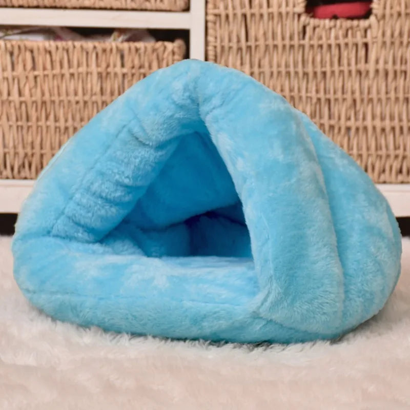 Triangle Shaped Warm Pet Bed
