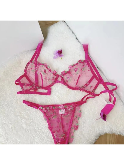 YUQI Women's French Floral Embroidered Lingerie Set