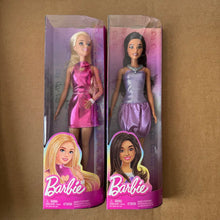 Fashionistas Clothed Fashion Dolls