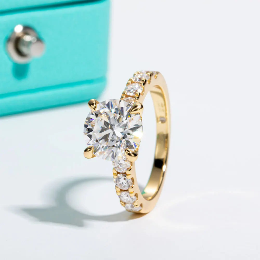 S925 Sterling Silver Round Cut Moissanite Engagement Ring – 3.5CT Golden Accent
