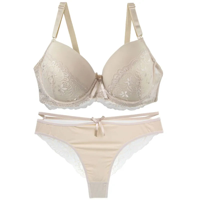 DAINAFANG Women's Plus Size Lace Push-Up Bra & Panty Set