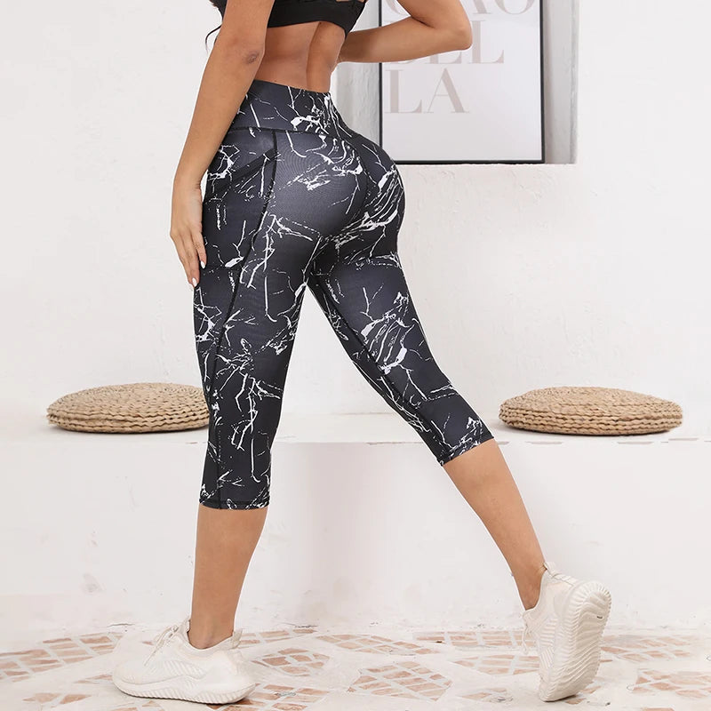 High Waist Capri Leggings with Pockets