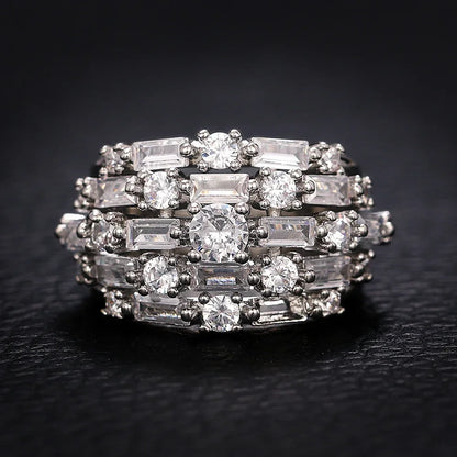 Huitan Fashion Inlaid Brilliant Cubic Zirconia Ring