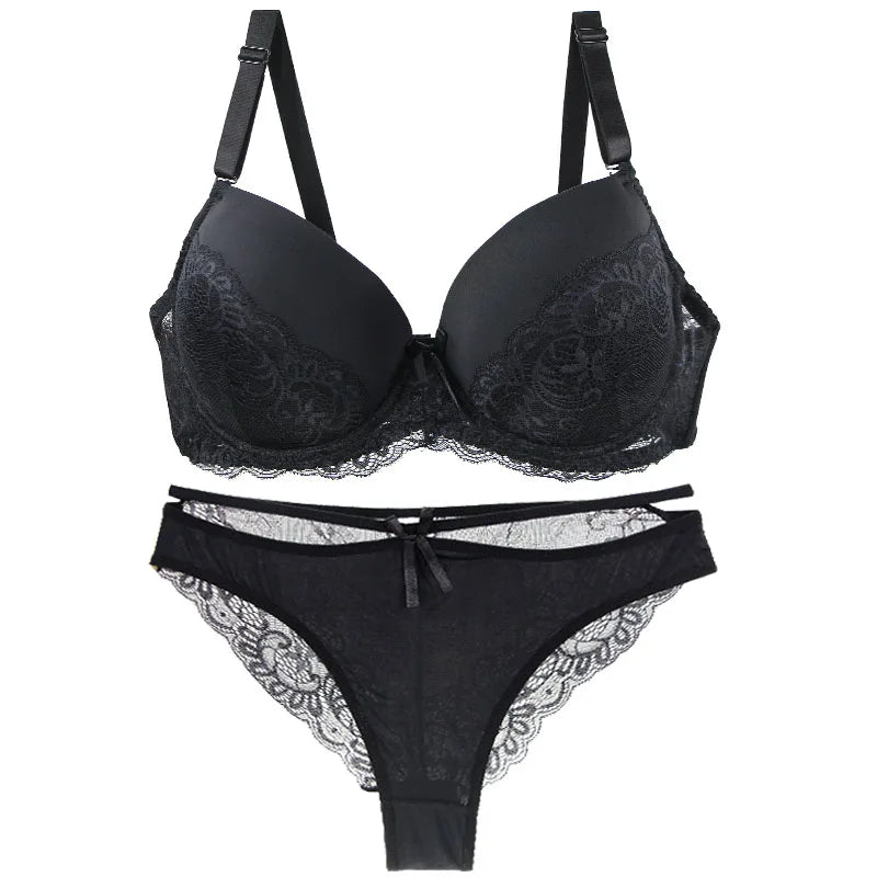 DAINAFANG Women's Plus Size Lace Push-Up Bra & Panty Set