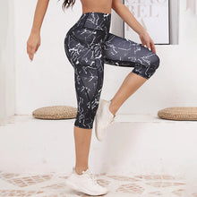 High Waist Capri Leggings with Pockets