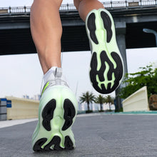 Cushioning Cross Training Sneakerst