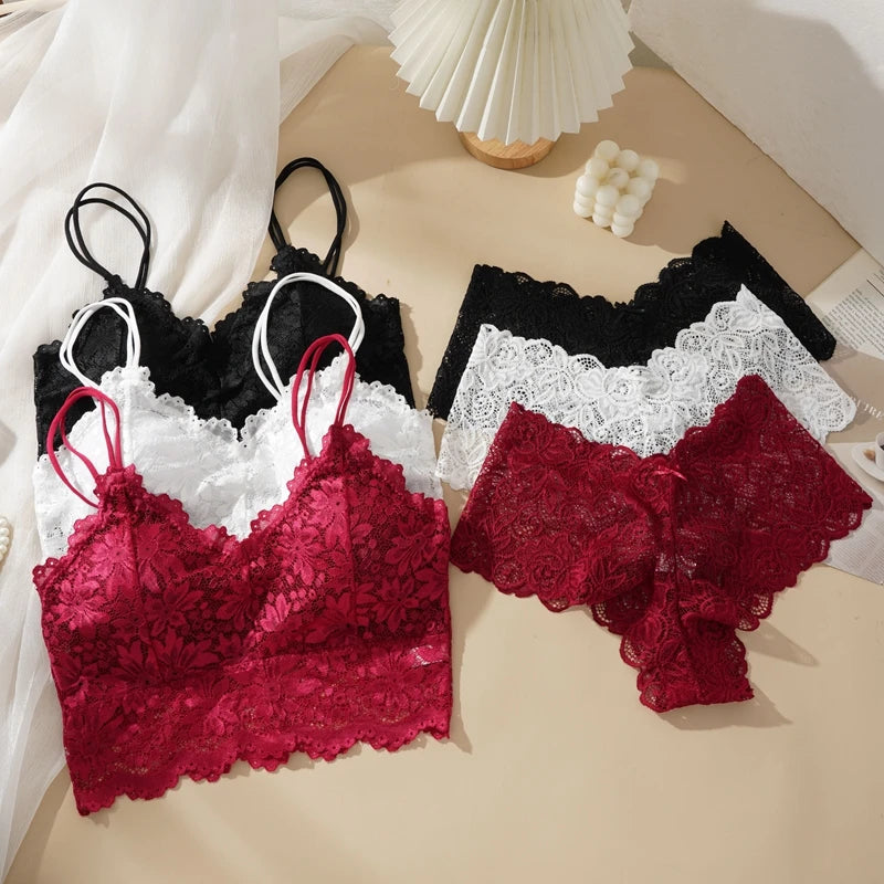 Women’s Floral Lace Wireless Bralette & Panty Set