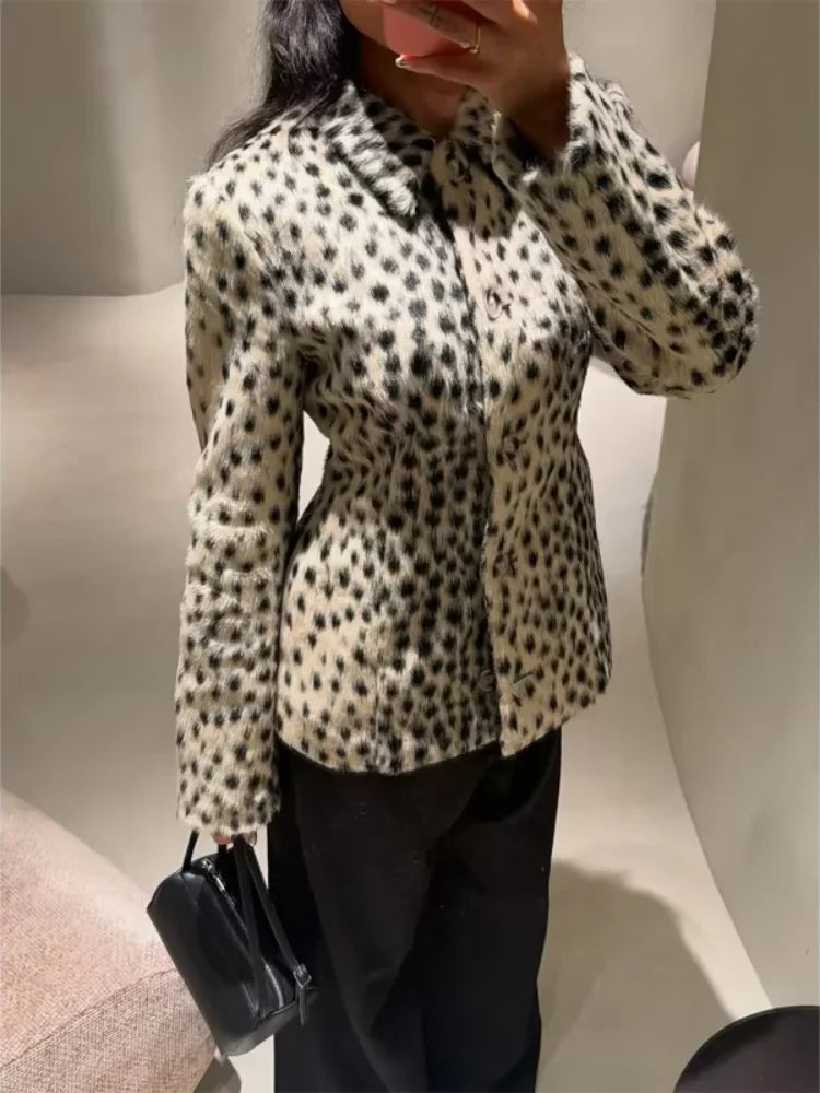 Women’s Leopard Print Short Furry Jacket with Lapel Collar