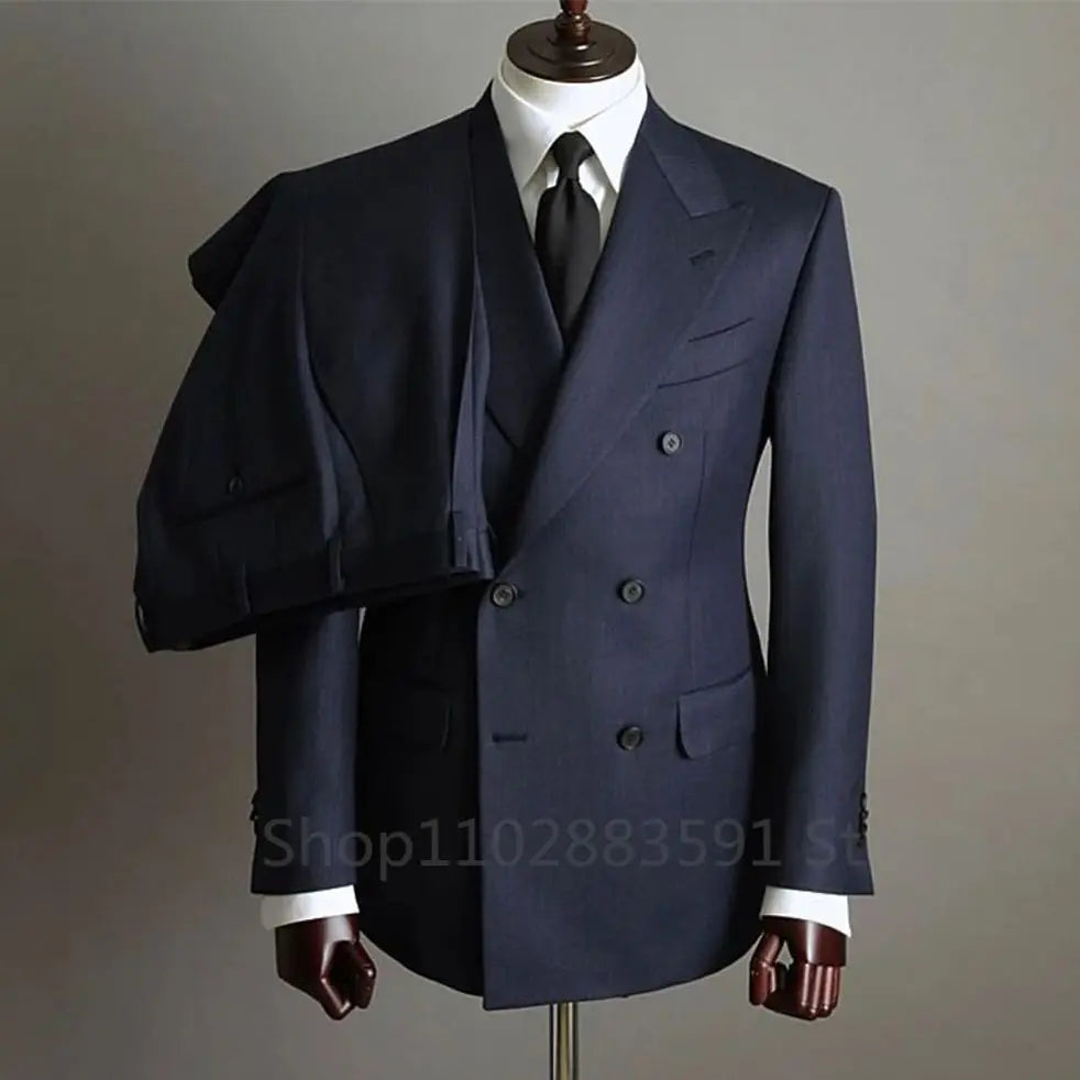 Men's Double-Breasted Modern Fit 2-Piece Business & Formal Suit Set