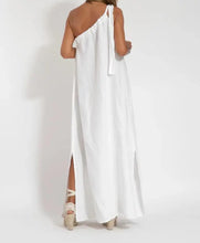 Diagonal Shoulder Asymmetric Split Sleeveless Solid Color Dress