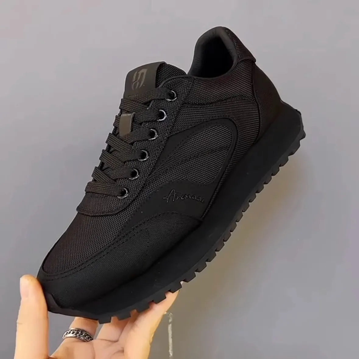 Men's Lightweight Breathable Casual Tennis & Running Shoes