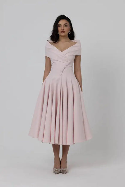 UOSU Exquisite Strapless Satin Prom Dress - Floral Applique & Pleated Ankle-Length Evening Gown
