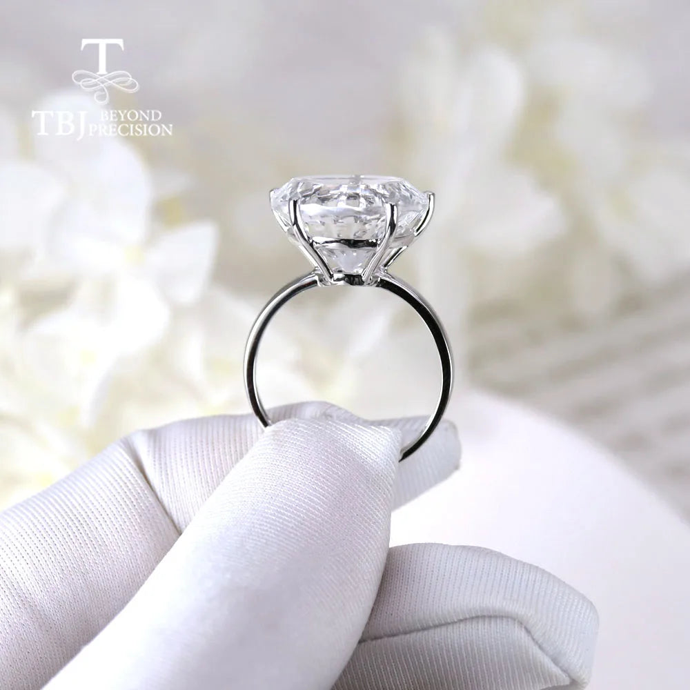14K White Gold Natural White Quartz Gemstone Ring - 15mm Round Cut Solitaire