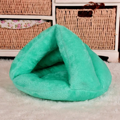Triangle Shaped Warm Pet Bed